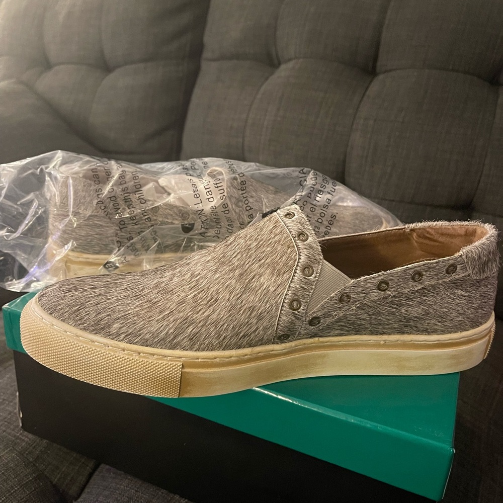 Chocolat Blu Noella Gray Calf Hair Women's Slip-On Sneaker Size 41M